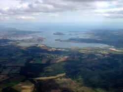 Poole Harbour-a.jpg (98616 bytes)